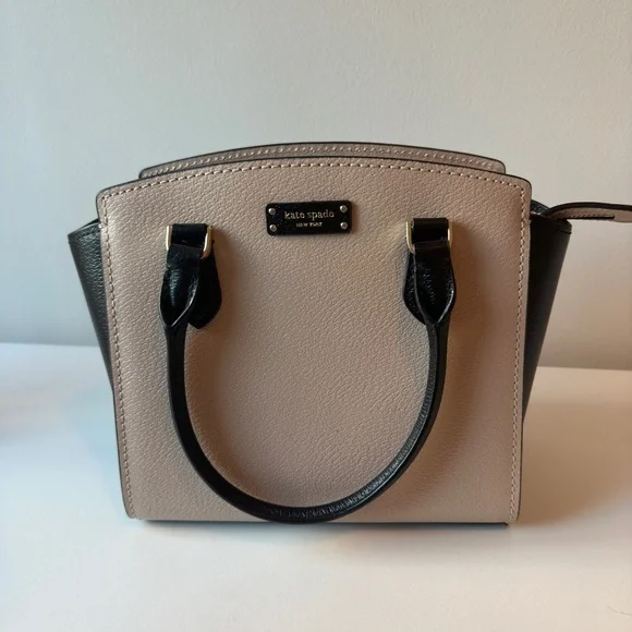 Kate Spade J183 light pink / black purse - Picture 1 of 8